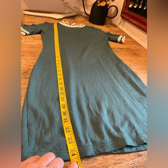 💚 TWIK – Green sporty t-shirt dress – Size L - Picture 5 of 7
